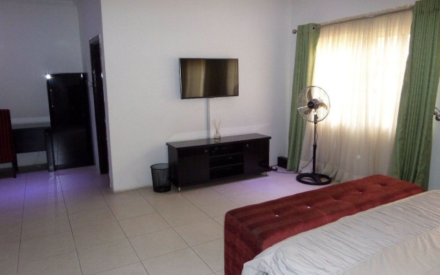 King Serve Guesthouse