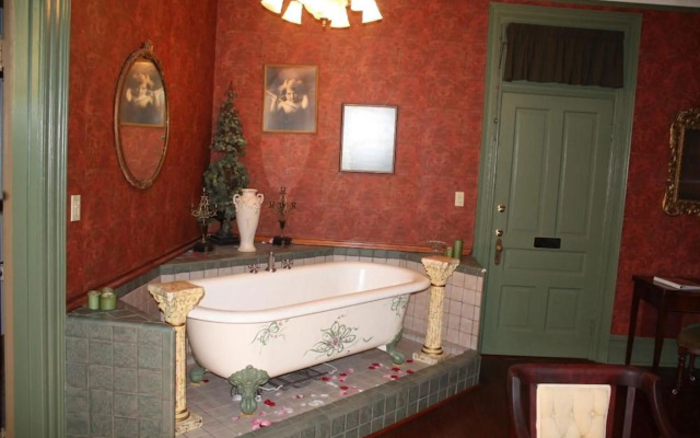 McFarlin House B&B
