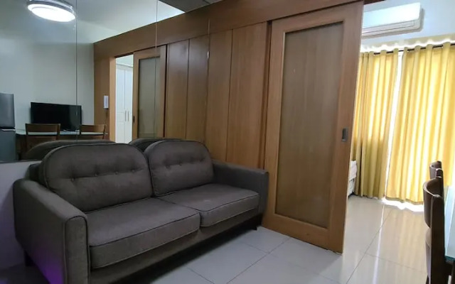 CondoDeal at Shell Residences Moa Pasay