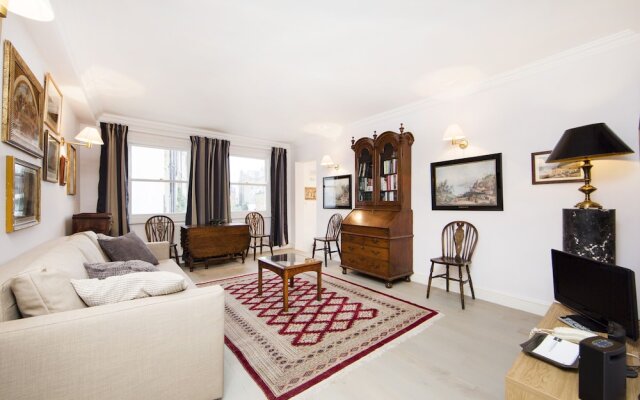 Comfortable one Bedroom Apartment in Notting Hill, Lambton Place Near Portobello