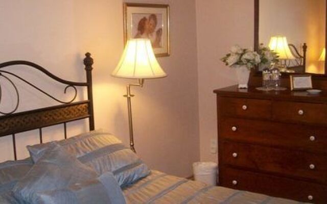Sugarbush Guest House B&B