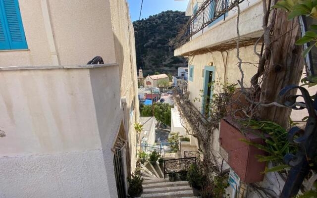 Argyro Studios and Apartments