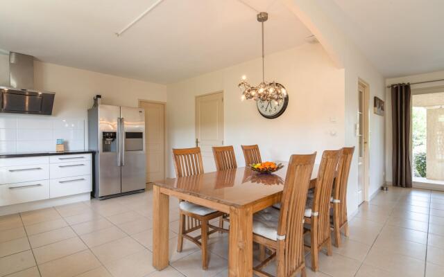 Luxury Villa Offering Privacy & Private Swimming Pool