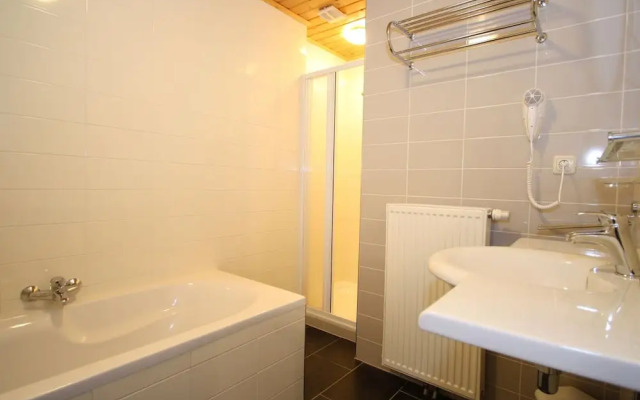 Cozy Apartment in Sankt Margarethen im Lungau near Ski Lift