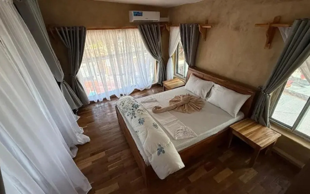 zanz bay hotel
