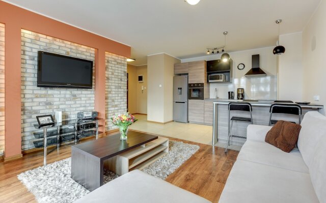 Flats For Rent - Chmielna Riverside