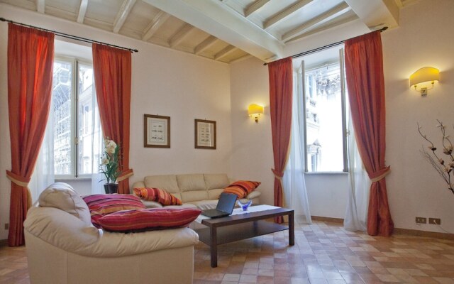 Rental in Rome Crociferi 1