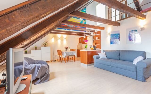 Apartment Bona Palace