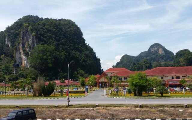 Green Dream Hotel Gua Musang (Formerly Know As Deena Hotel)