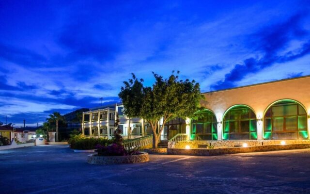 Chrysoula Hotel & Apartments