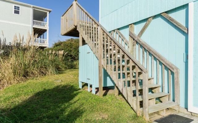 StingWray Cove by Oak Island Accommodations