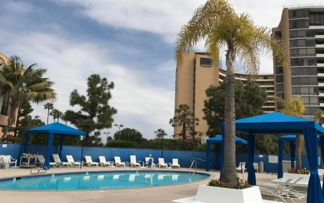 Luxury 1 BD & 1BR with Fantastic marina view