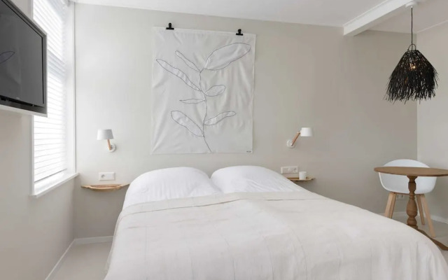 Holiday Home in Oostkapelle Near the Beach