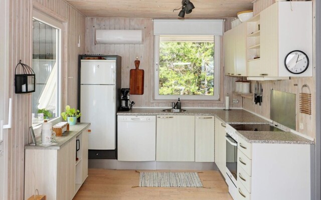 6 Person Holiday Home in Hadsund