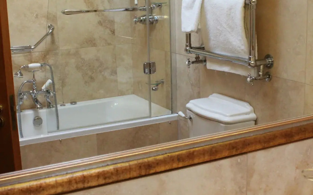 Roman Camp Country House Hotel