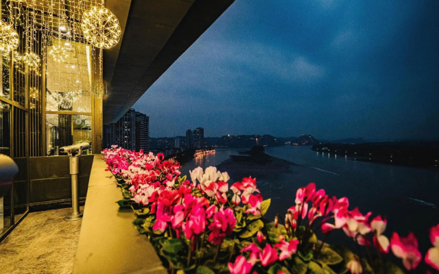 Le Shan Jinjiang Jia Zhou Hotel