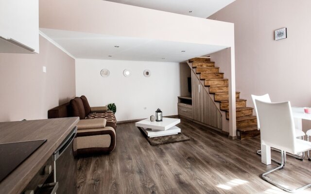 Kazinczy 12 Apartment