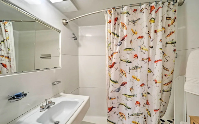 Mountain Treehouse: A Unique Hilltop Hideaway