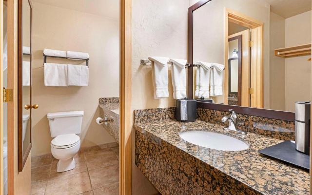 Best Western Ponderosa Lodge