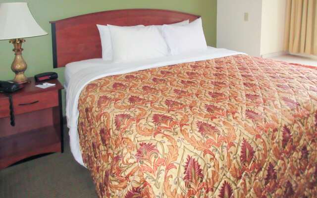 Quality Inn & Suites Prestonsburg next to Mountain Arts Center