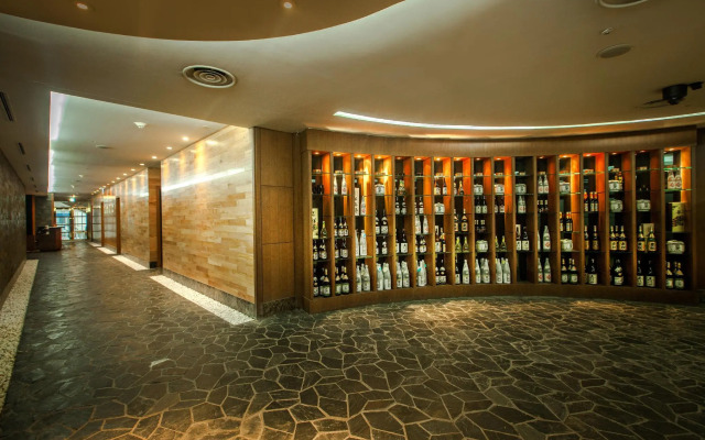 Grand Plaza Hotel Hanoi