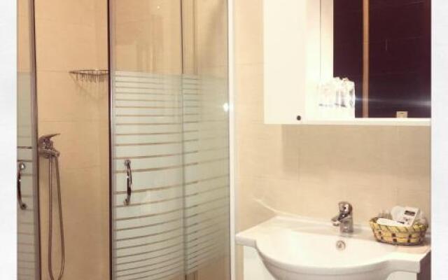 Garni Hotel Semlin BB