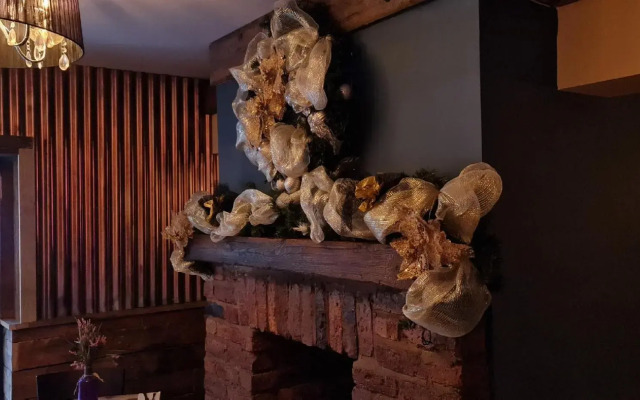 The Waterside Bar Rooms & Restaurant
