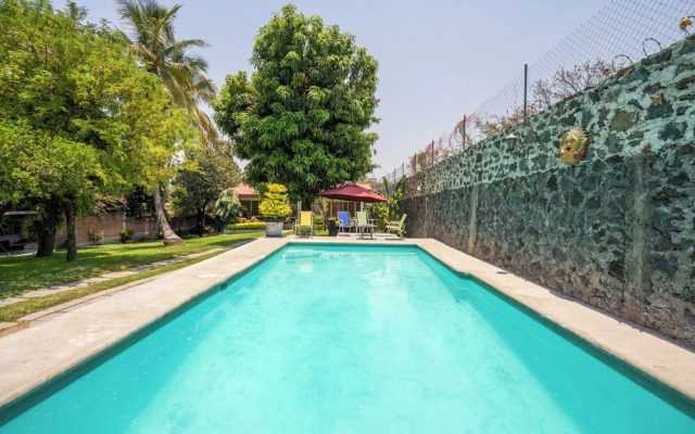 Vacation house with pool - Temixco 2 BR