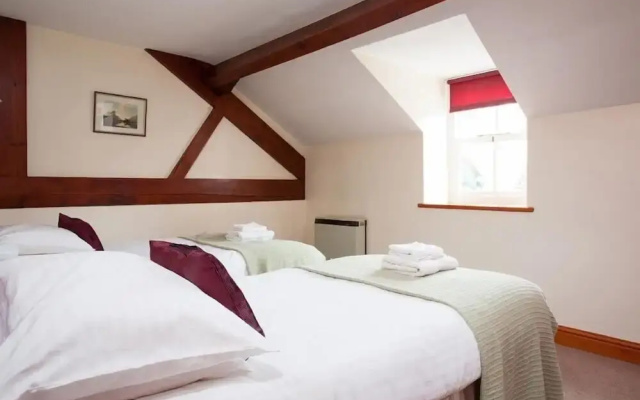 Low Croft Cottage