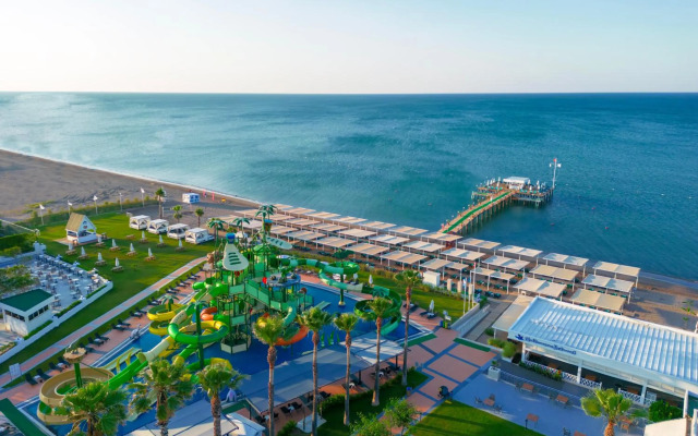 Crystal Centro Resort