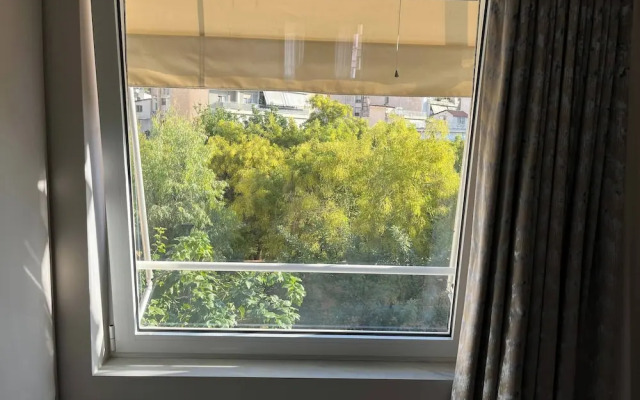 Pearl in the Heart of Athens