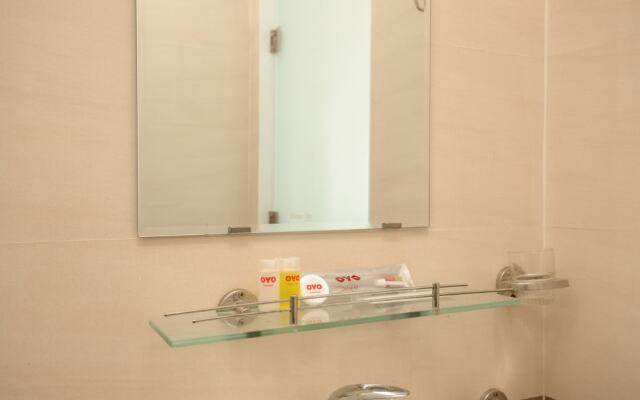 Oyo 621 Hoang Truong Hotel