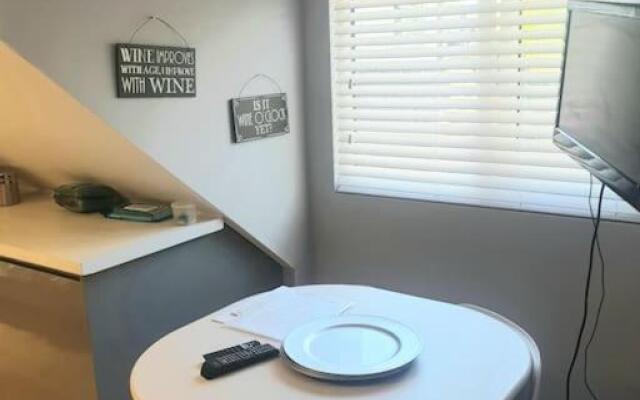 Contemporary Style Studio