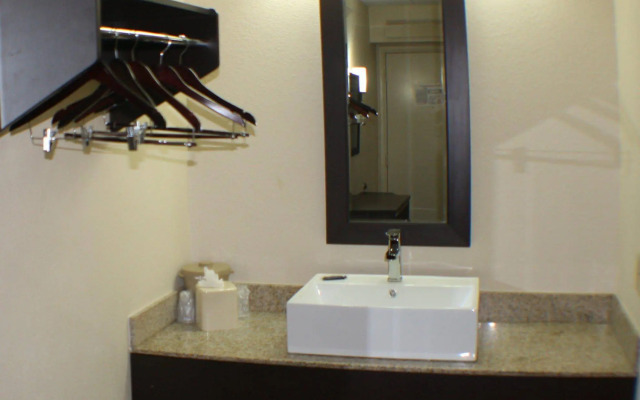 Red Roof Inn PLUS+ Nashville Fairgrounds