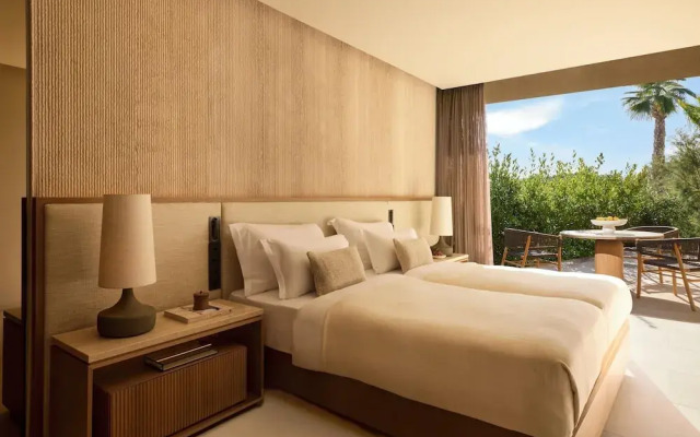 Sani Asterias Suites