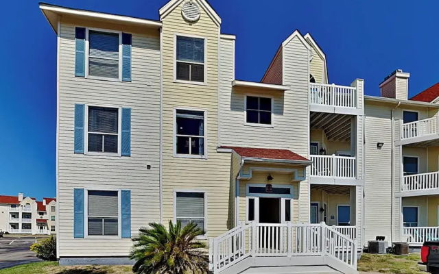 Toes In The Water II by Silver Sands Vacation Rentals