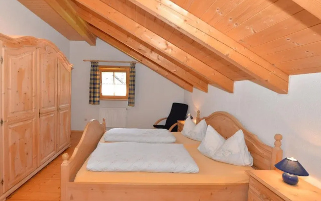 Ferienhaus aus Holz in der Nahe des Skigebiets