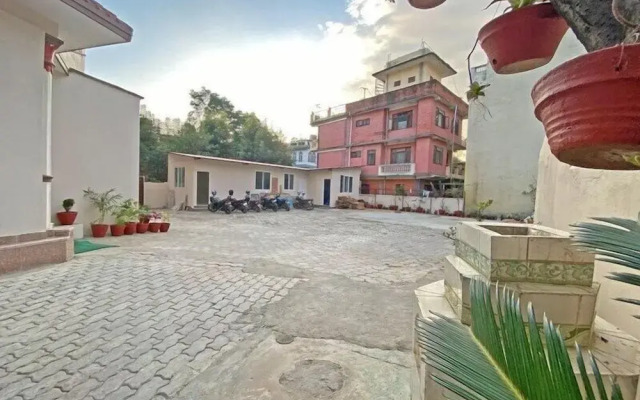 Hotel Shree Yantra by OYO Rooms
