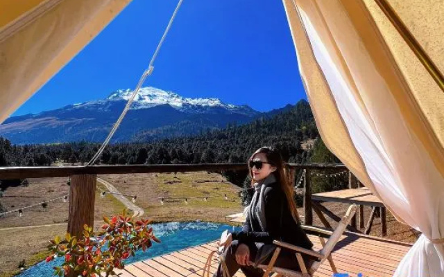 Shangri-La Haba Summit Inn