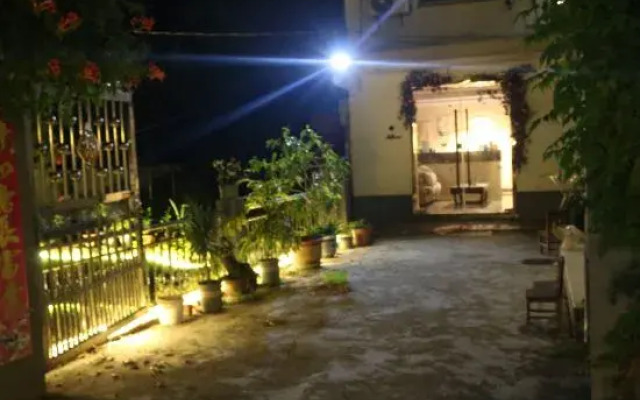 Jingzhen Inn