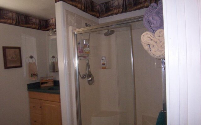 Elktrace Bed & Breakfast