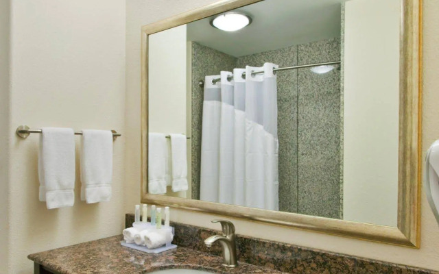 Holiday Inn Express Hotel & Suites Fairburn by IHG