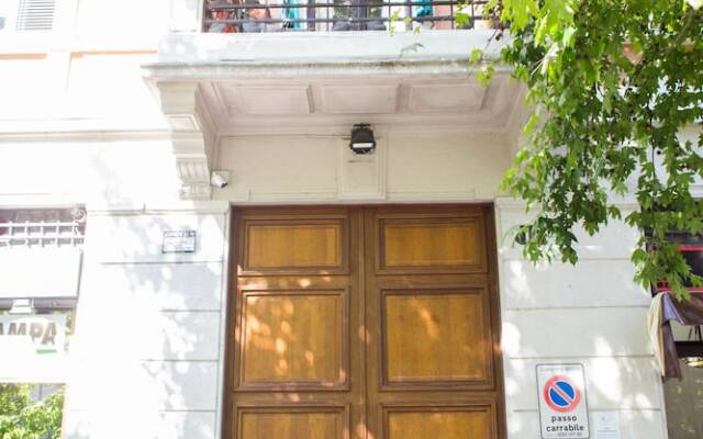 Correggio Central Nest