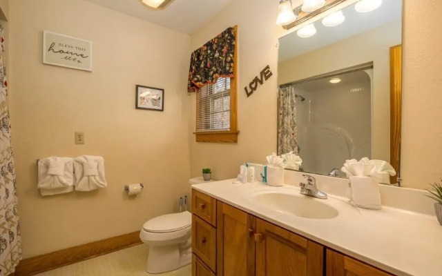 Briarstone Lodge Condo 13A - Two Bedroom Condo