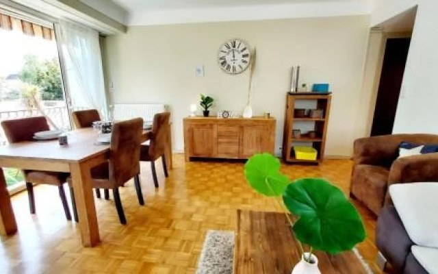 Cosy White, 2 Ch + balcon & parking