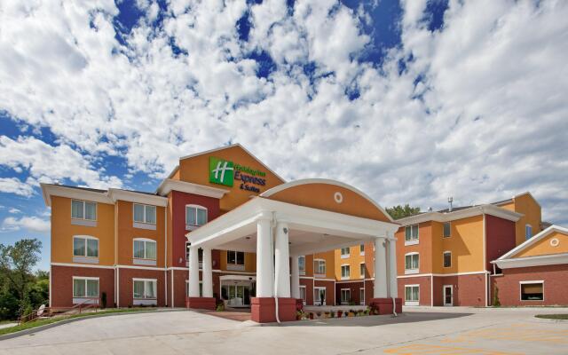 Holiday Inn Express Hotel & Stes Kansas City Sports Complex, an IHG Hotel