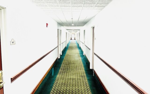 America's Best Inn and Suites Flowood