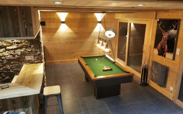 Nouveau Chalet M.META 12 pers sauna,jacuzzi,billard