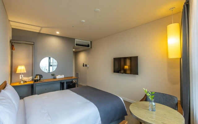 JK Blossom Hotel