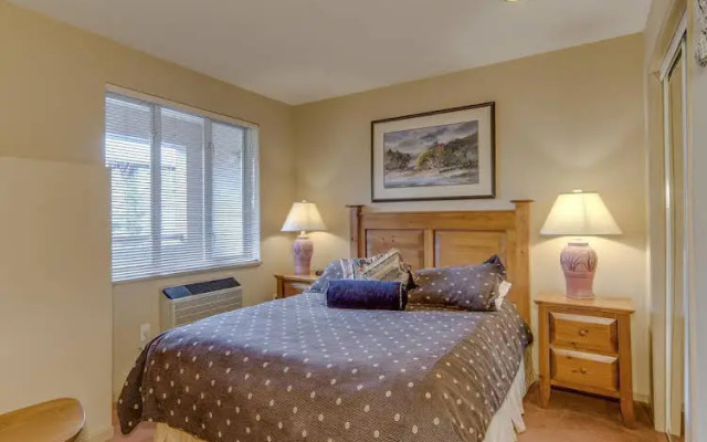 Town Plaza Suites - 2 Bedroom